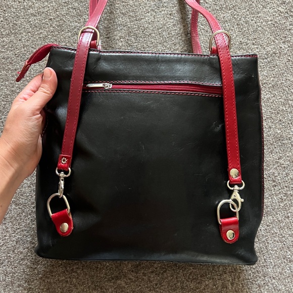 VTG 90s Y2K Leather Shoulder Bag Transformable to a Backpack Black & Red Retro - Picture 10 of 16